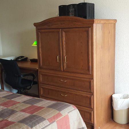 סן-ז'אן-סור-רישלייה Motel Iberville חדר תמונה